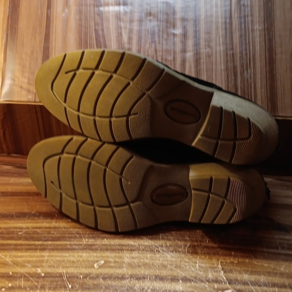 Earth Origins 8 black ankle boots 👢 - Picture 6 of 7